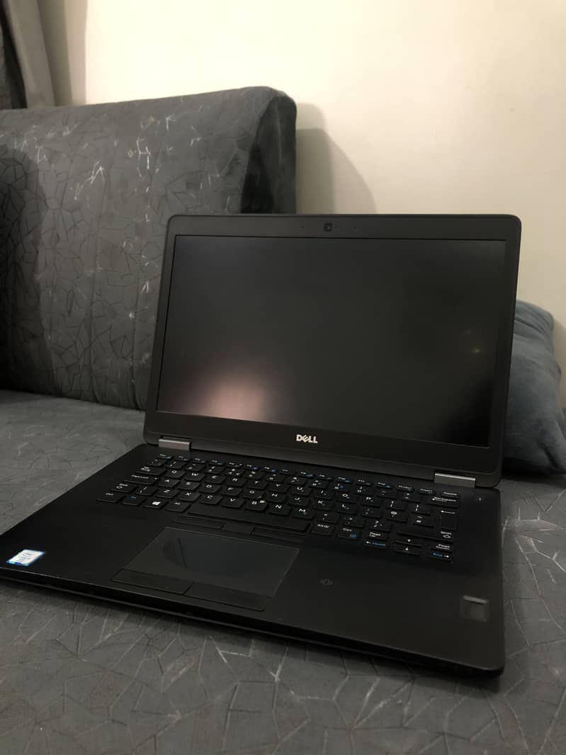Dell Latitude E5470 1