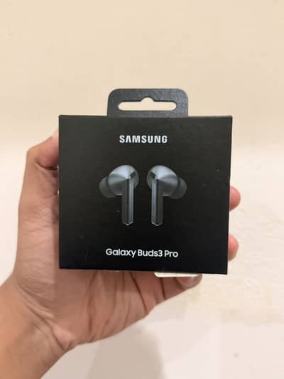 Samsung Galaxy Buds 3 Pro - Brand New Sealed Pack (Dubai import/silver