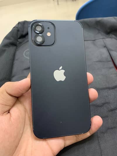 Apple iPhone 12
