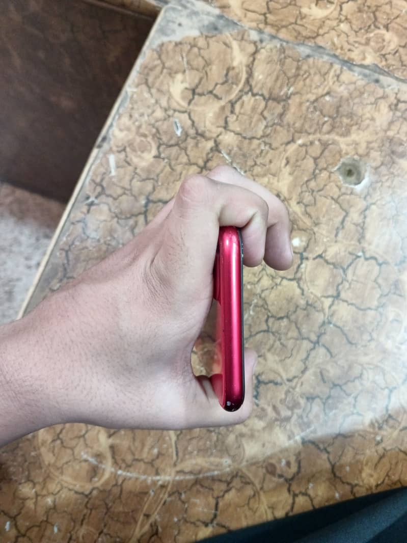 Apple iPhone 11 6