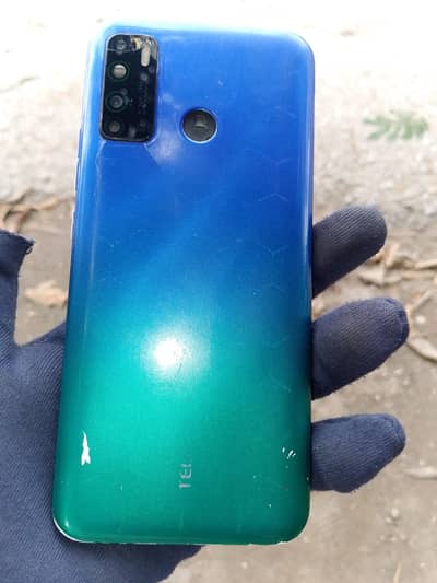Tecno CAMON 15