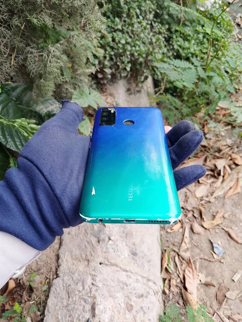 Tecno CAMON 15 2