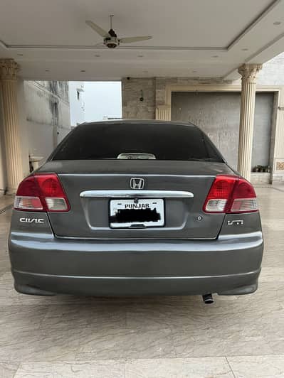 Honda Civic Oriel 2004