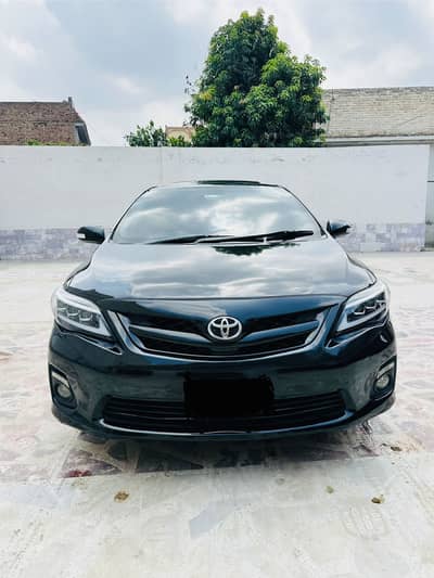 Toyota Corolla Altis 2013 SR full option