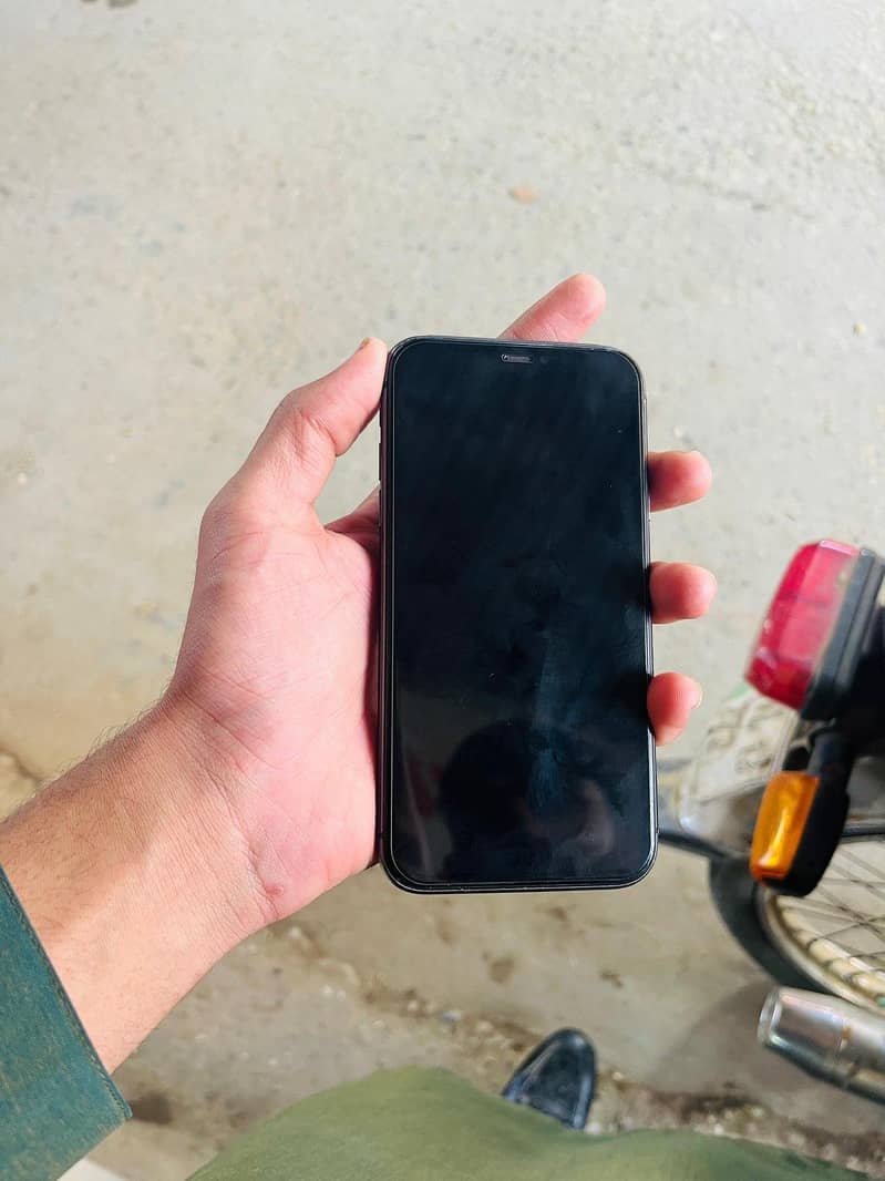 Apple iPhone 11 1