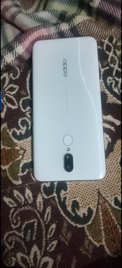 OPPO F11