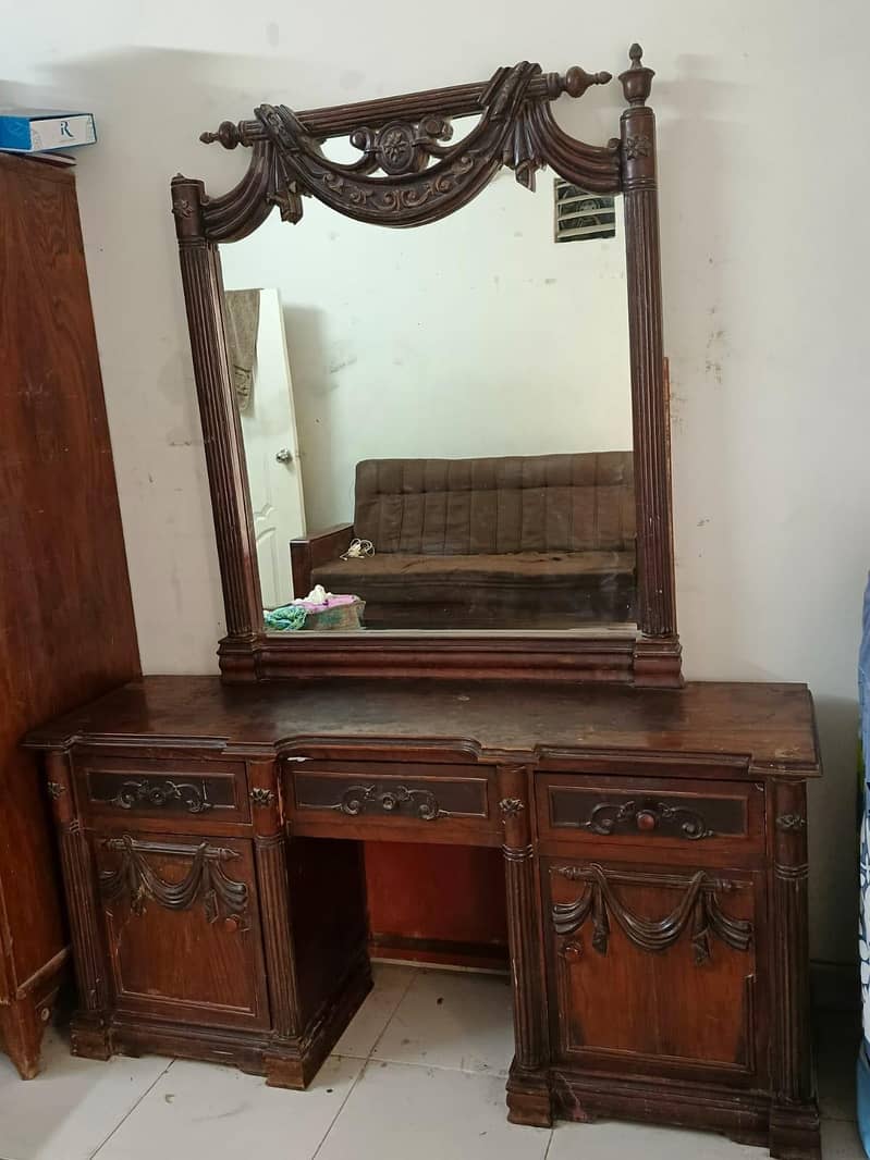 A bed set without mattress 8