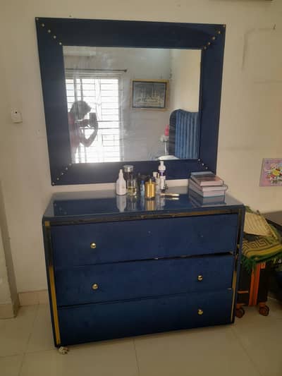 bed set with mattress for sell