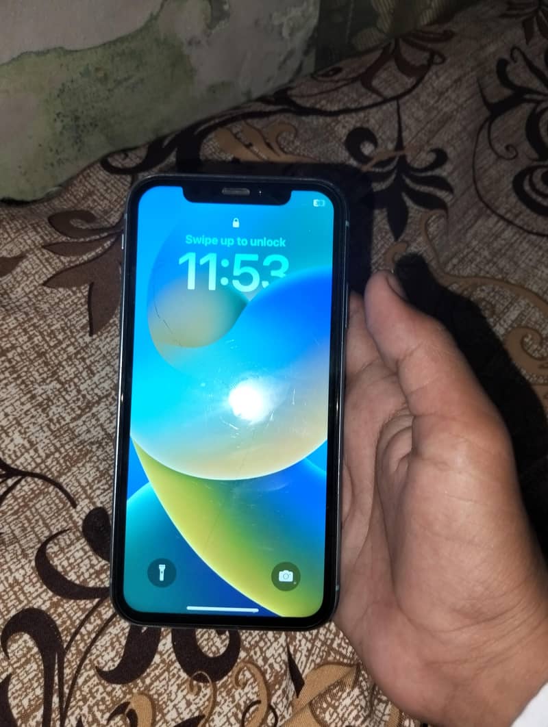iPhone XR 1