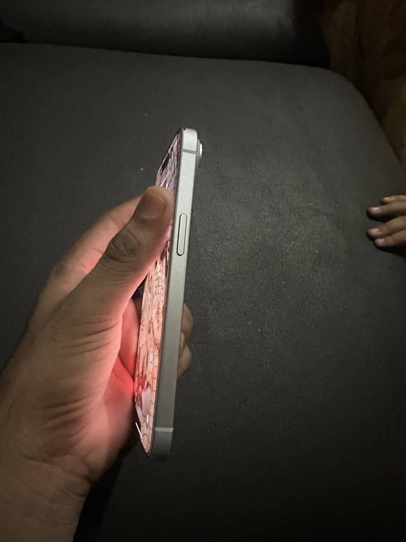 Apple iPhone 15 1