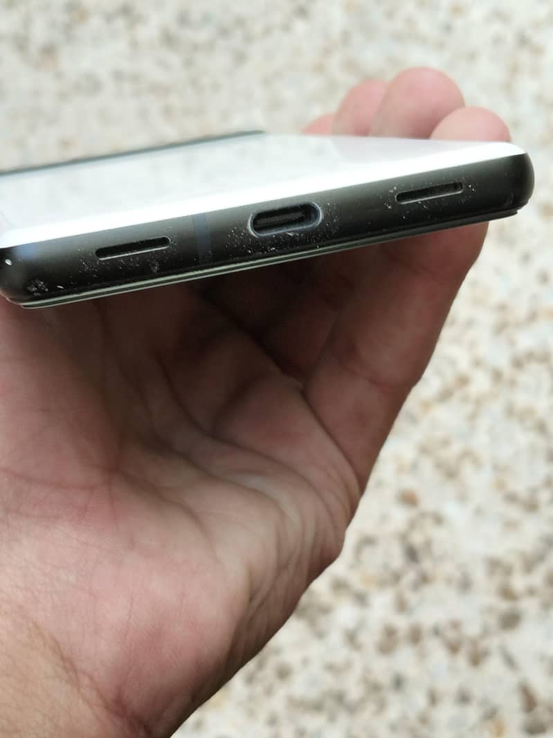 Google Pixel 6a 5