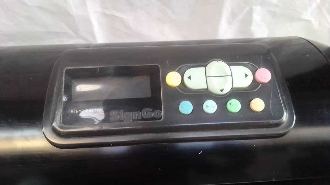 Vicsign cutting plotter , plus creation plotter Whatsapp 0302-6450059 4