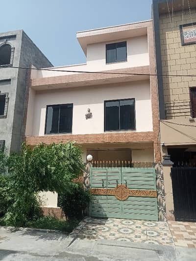3 Marla double story used house for sale