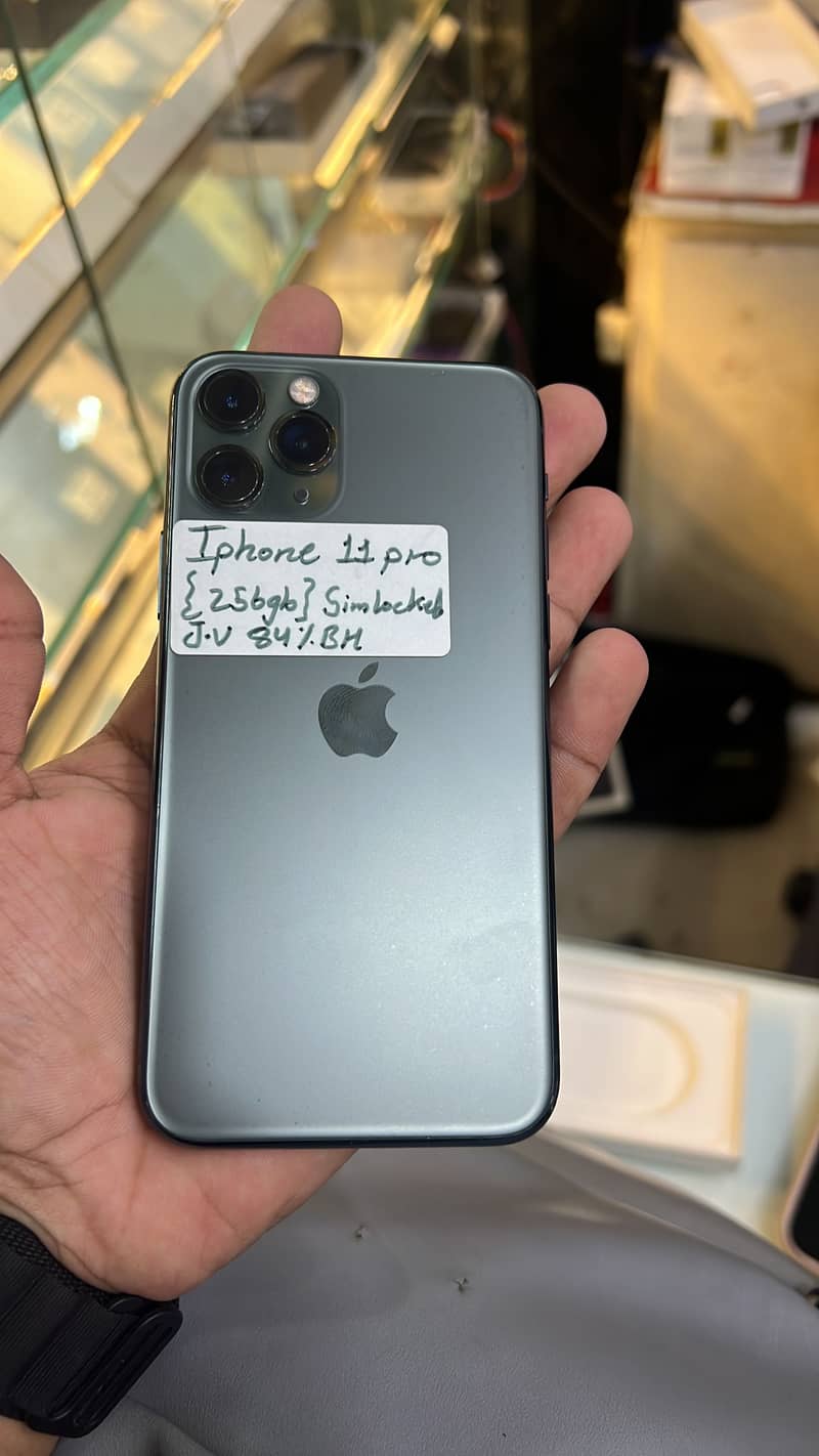 Apple iPhone 11 Pro 0