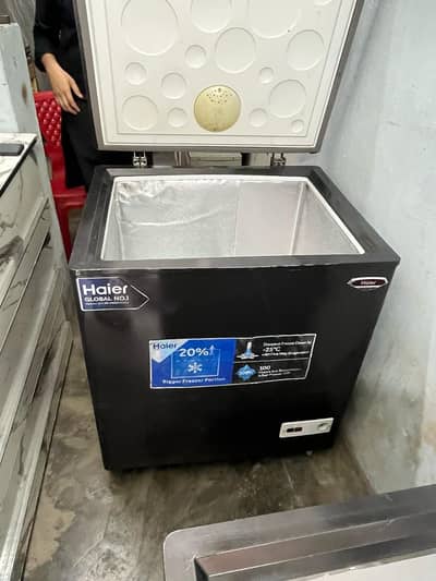 Haier  D Freezer 2 foot size  new condition may ha R 600 gass ha