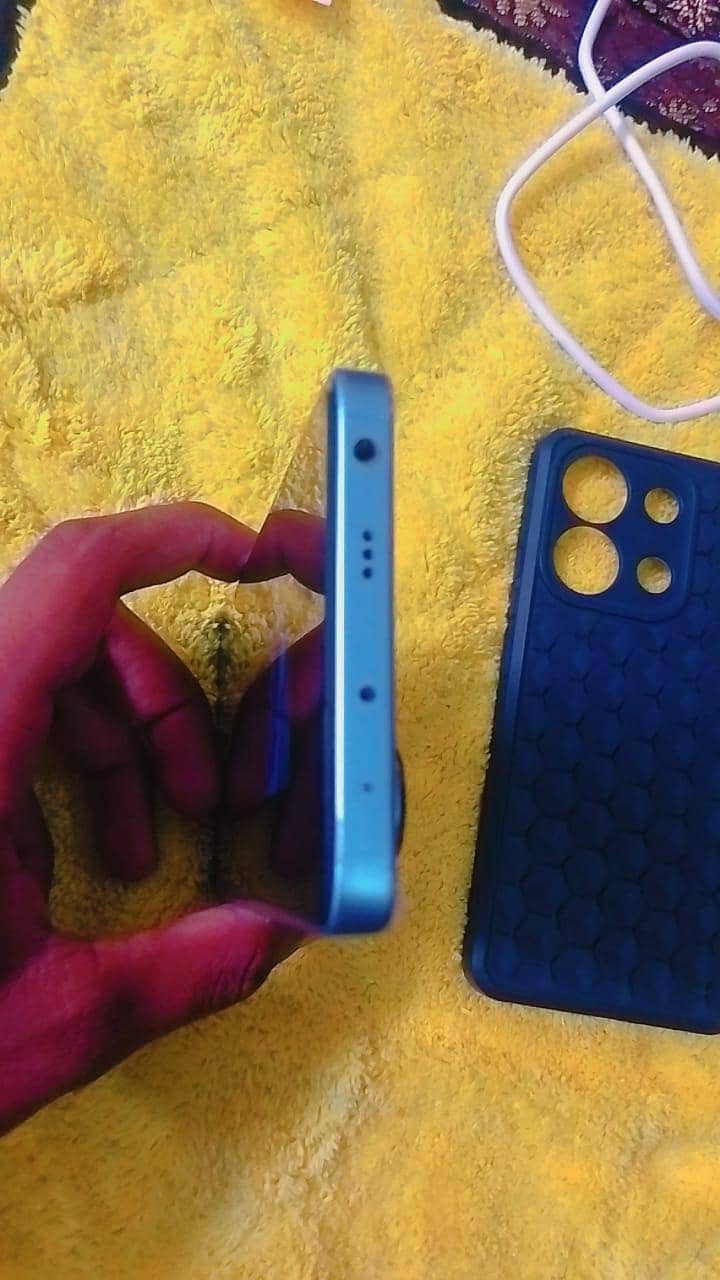 Xiaomi Redmi Note 13 4