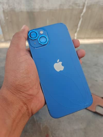 Apple iPhone 13