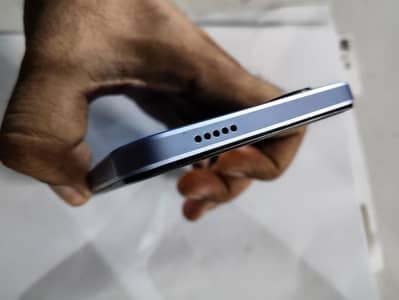 Vivo Y28s
