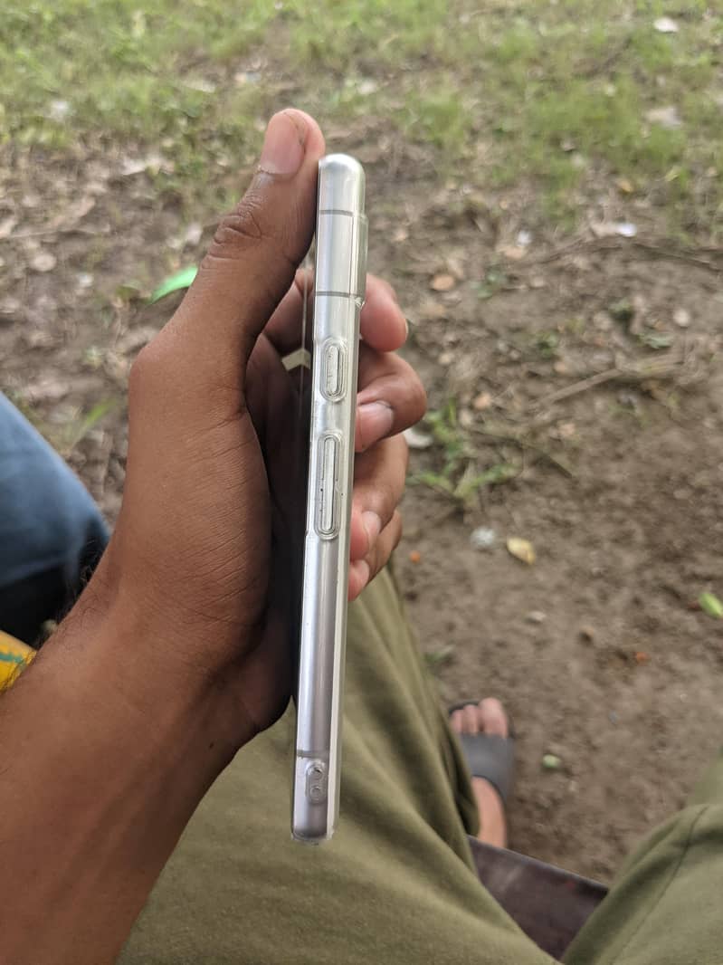 Google Pixel 7a 3