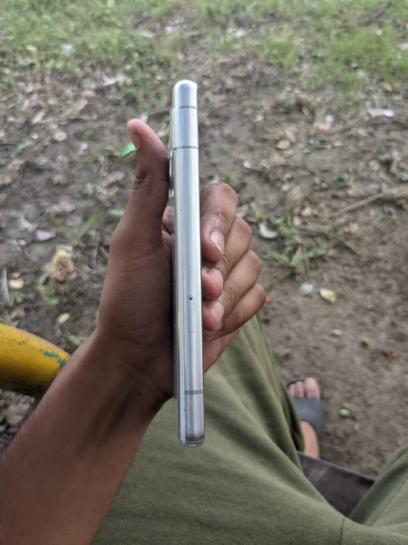 Google Pixel 7a 4