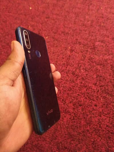 Vivo Y15