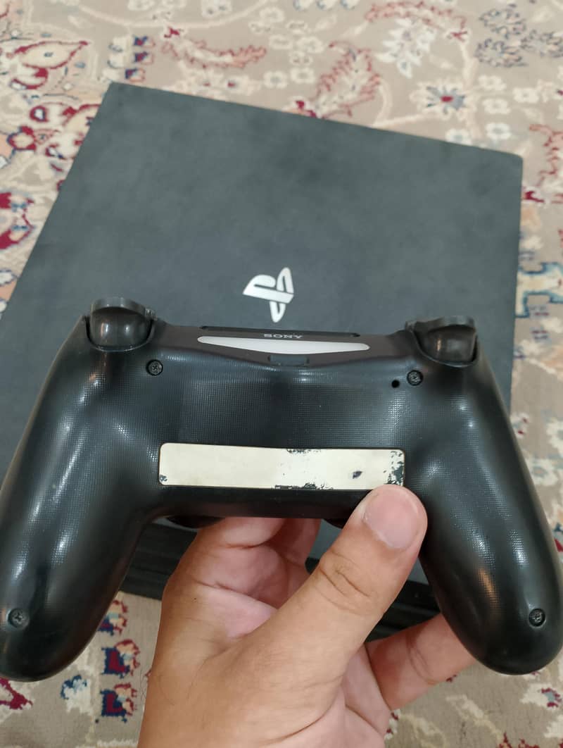 PS4 Pro 9/10 Condition 5