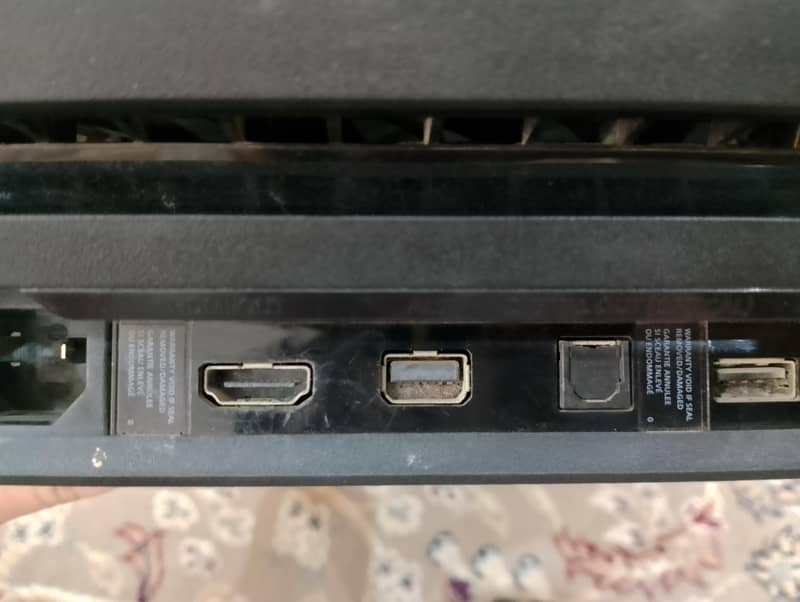 PS4 Pro 9/10 Condition 7