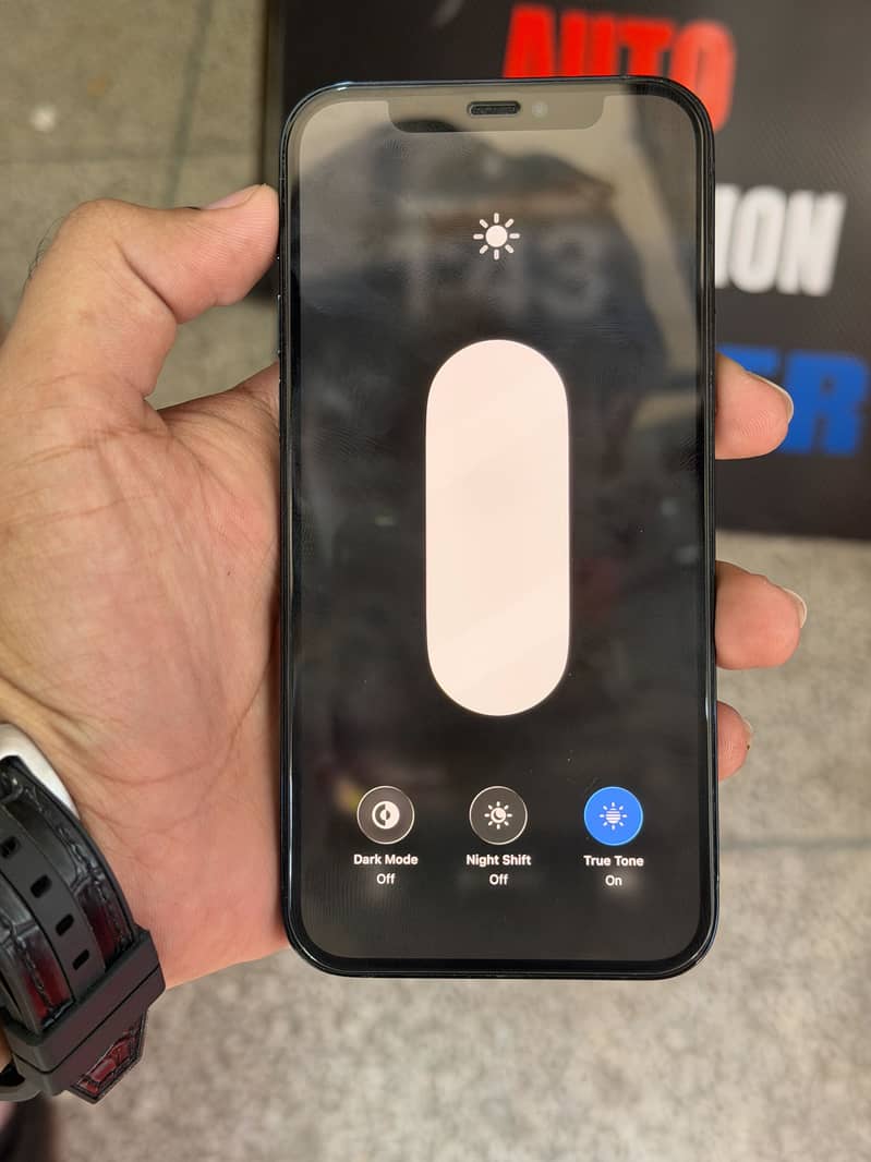 Apple iPhone 12 Pro 2