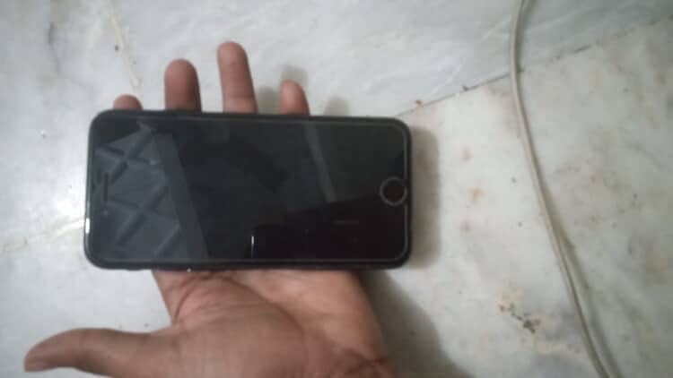 Apple iPhone 7 8
