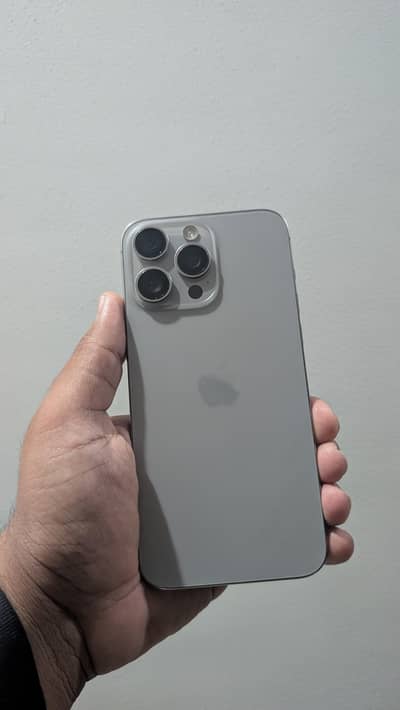 Apple iPhone 15 Pro Max