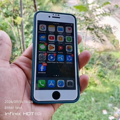 Apple iPhone 8