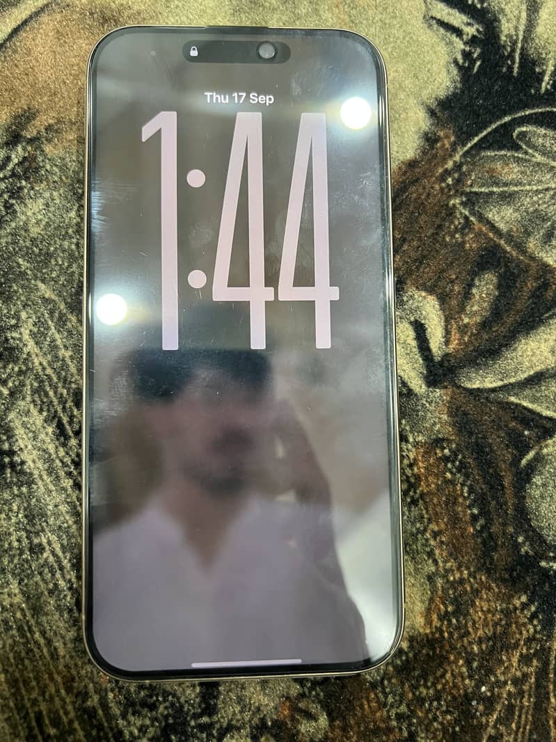 Apple iPhone 16 Pro Max 2