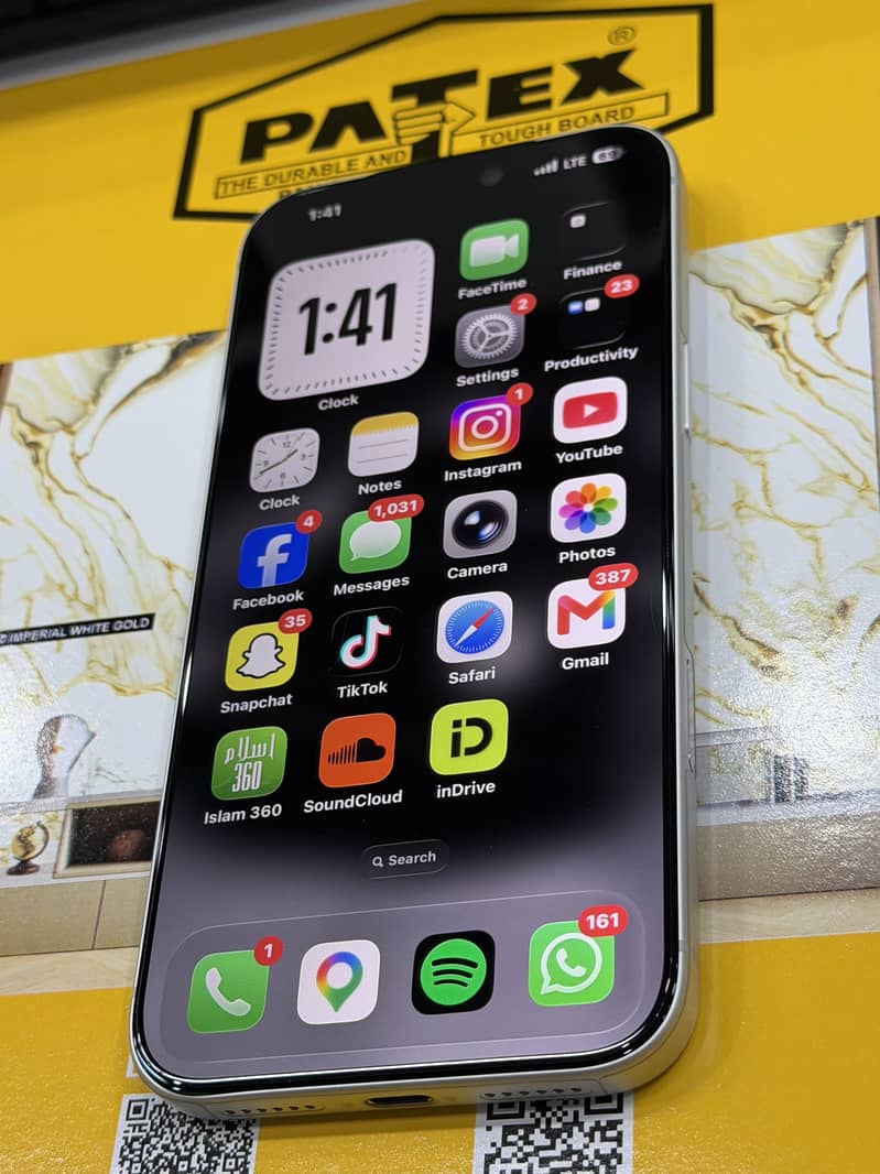 Apple iPhone 17 Pro Max 0