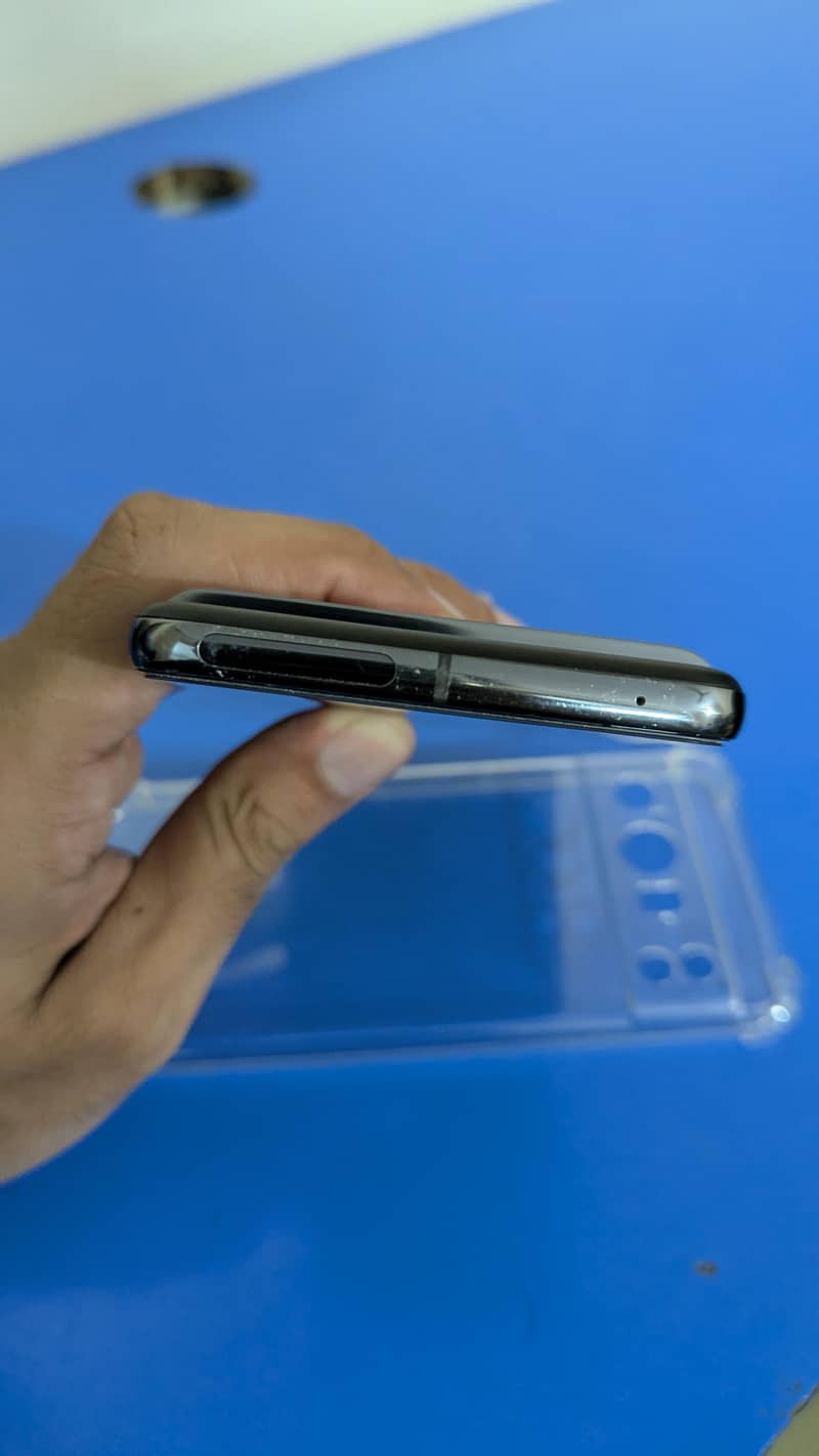 Google Pixel 8 Pro 4