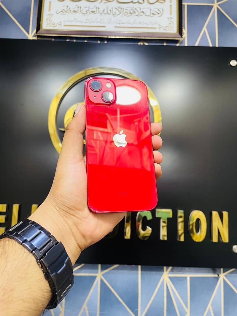 Apple iPhone 13 2