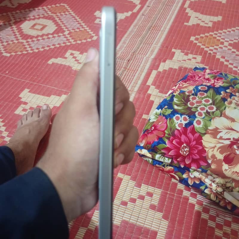 OPPO A6s 3