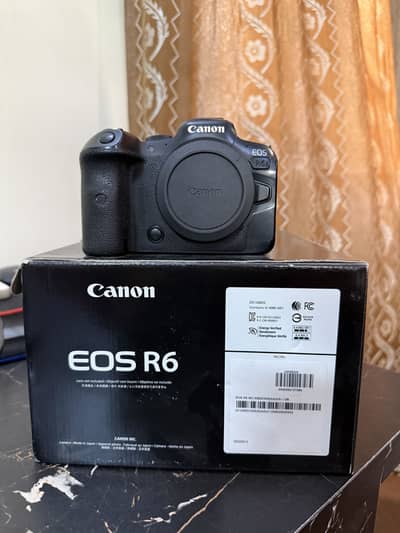 Canon Eos R6 body only
