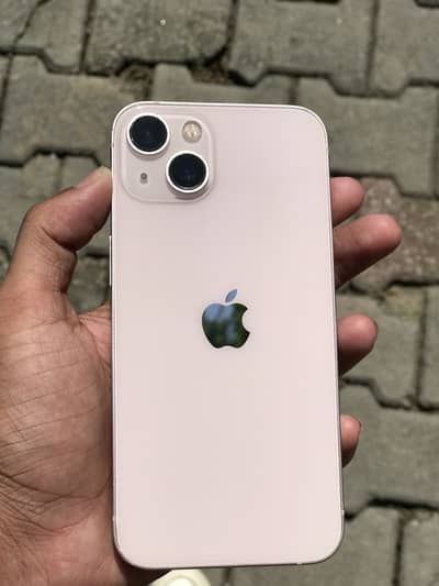 Apple iPhone 13