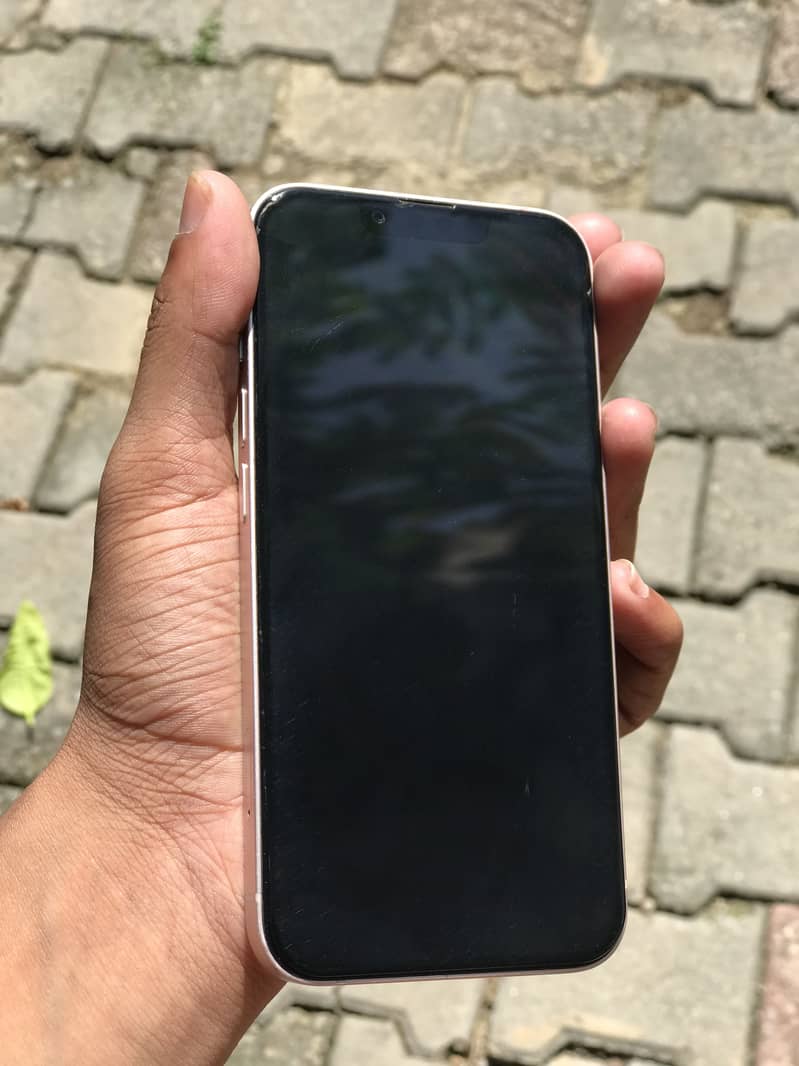 Apple iPhone 13 16