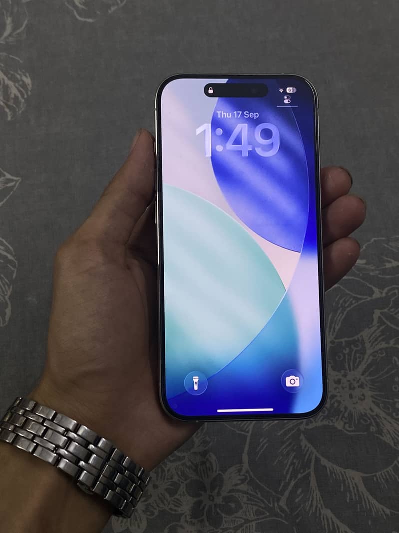 iPhone 15 Pro (Almost 10/10 condition) 3