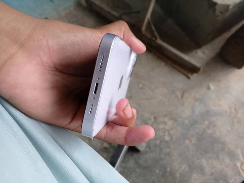 Apple iPhone 14 2