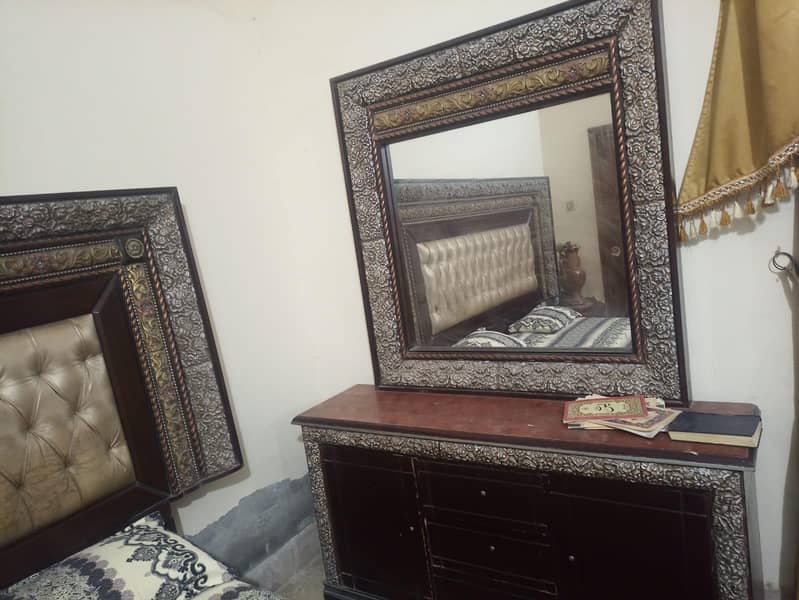 bed almari drasing 1
