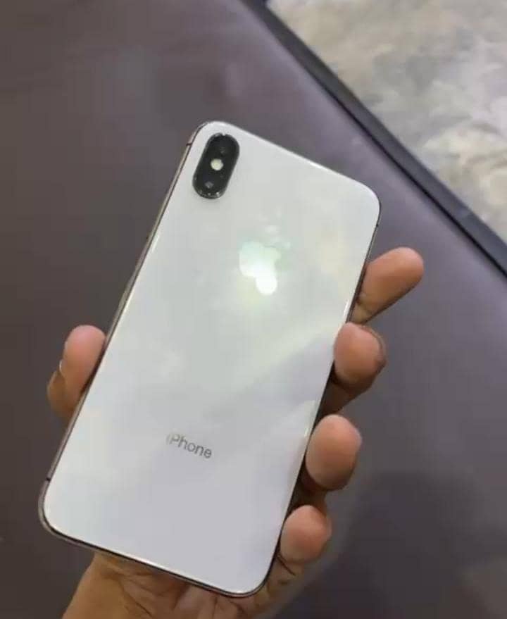 Apple iPhone X 3