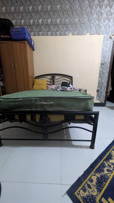 Single bed