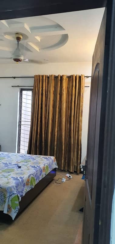 Upper Portion 10 Marla Available For Rent