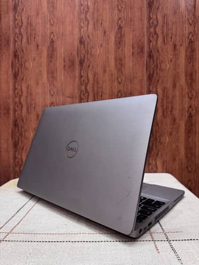 Dell 15.6” Core i7 10th Gen | 8GB RAM | 256GB SSD | Premium Condition