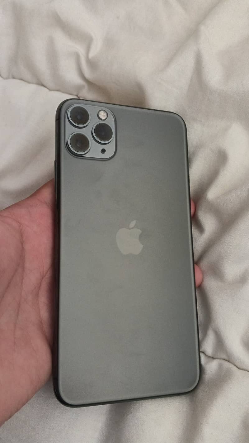 iPhone 11 Pro Max 0