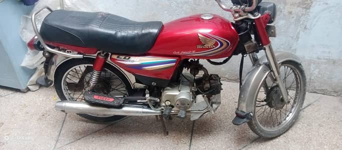 Honda CD 70 2014 Lahore Number - Good Condition