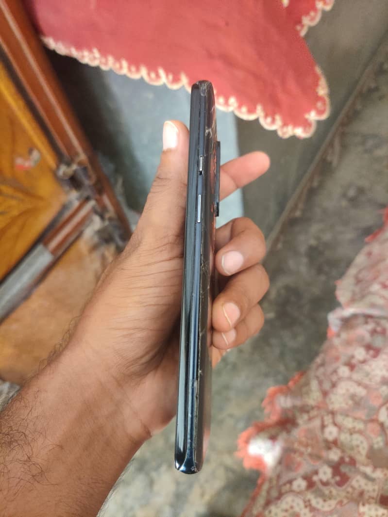 One Plus 8 Pro 4