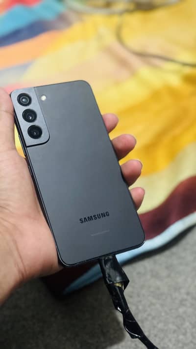 Samsung Mobile S22